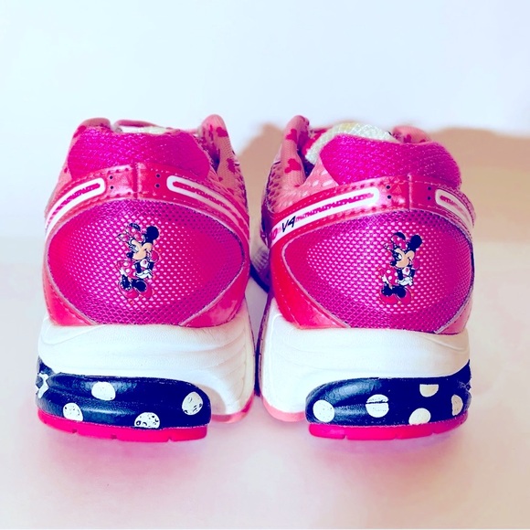 New Balance Run Disney - Picture 7 of 12